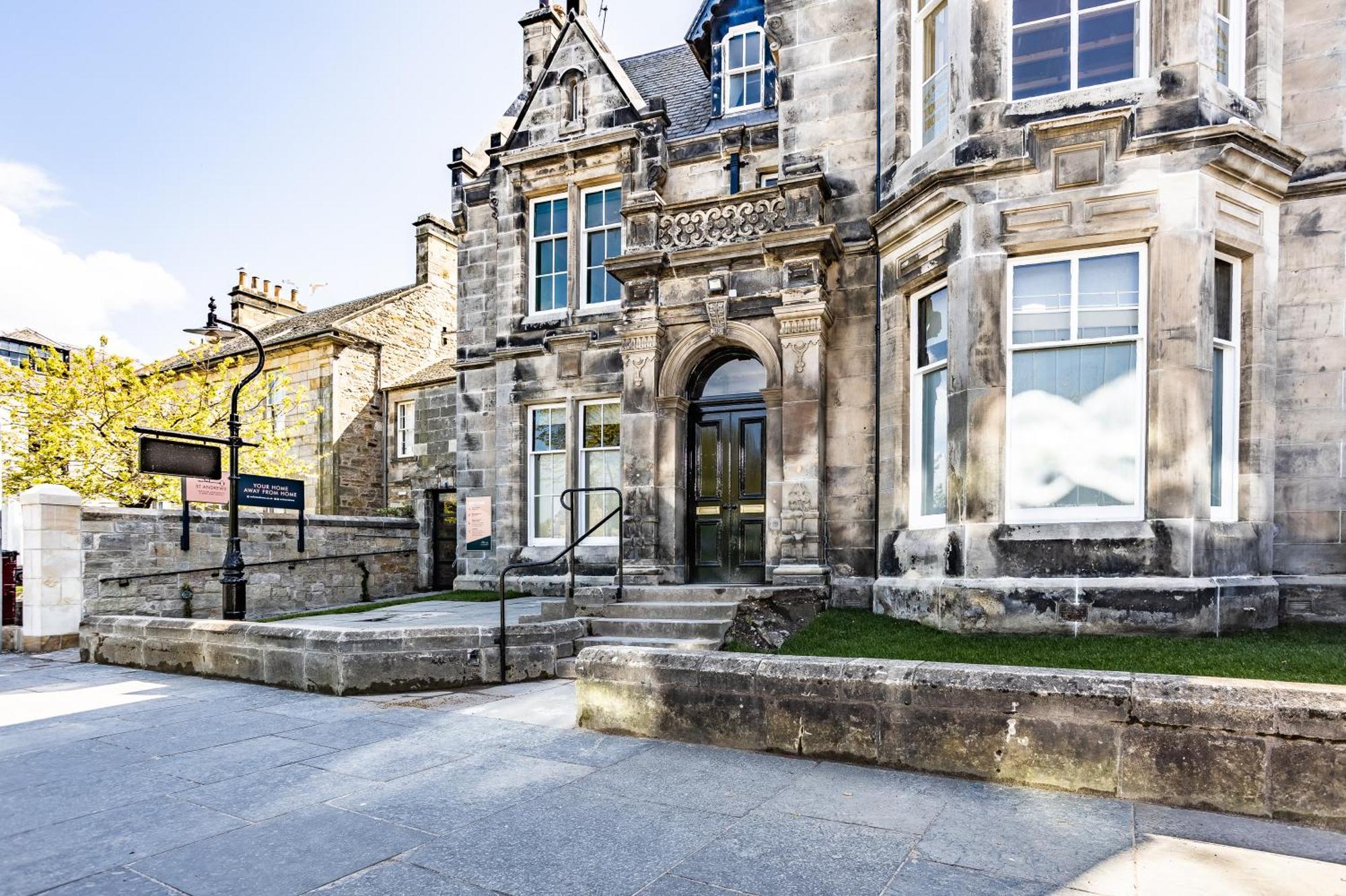 No1 Apartments & Bedrooms St Andrews - St Mary'S St. Andrews Exterior foto